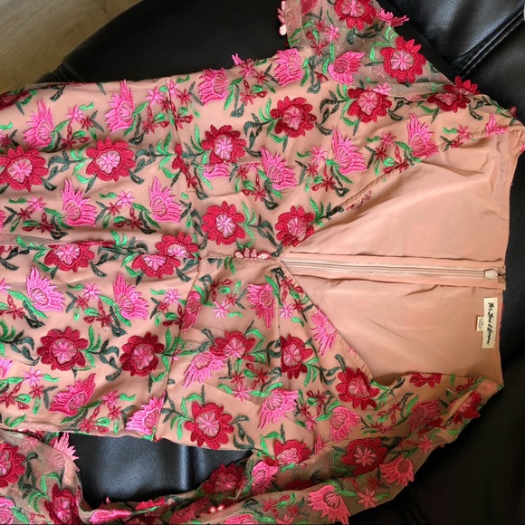 Brand new for love and lemons midi floral dress - Picture 4 of 6